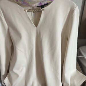 NWOT Marc New York thick stretchy slim looking Blouse with Gold Chain Accent